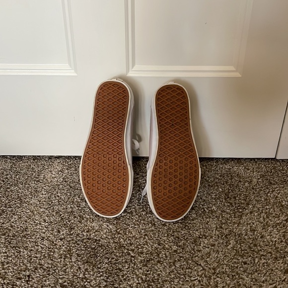 Womens 7.5 light pink vans. Lightly used. - Picture 2 of 3